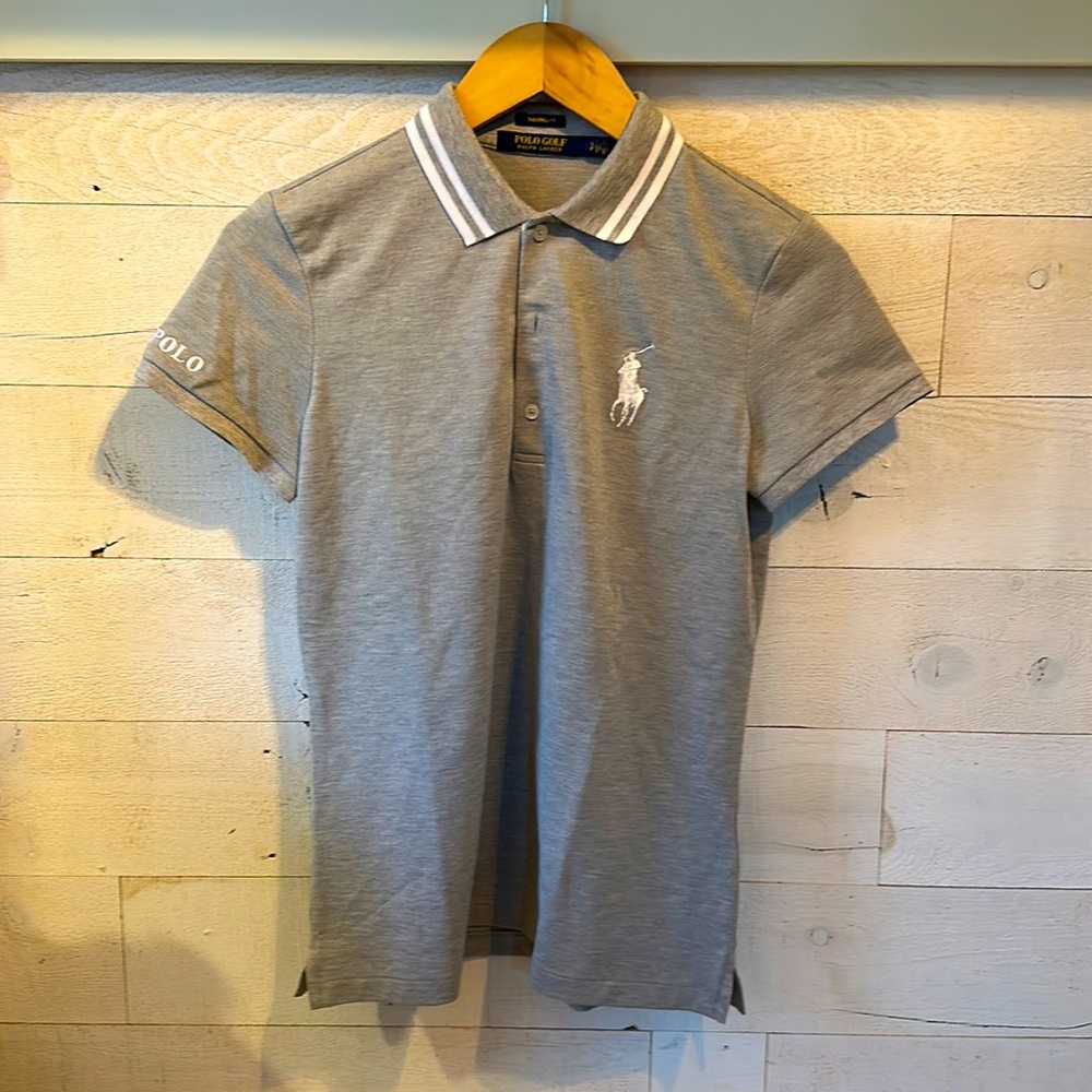 Women's Ralph Lauren Polo Shirt. Small. Brand New.